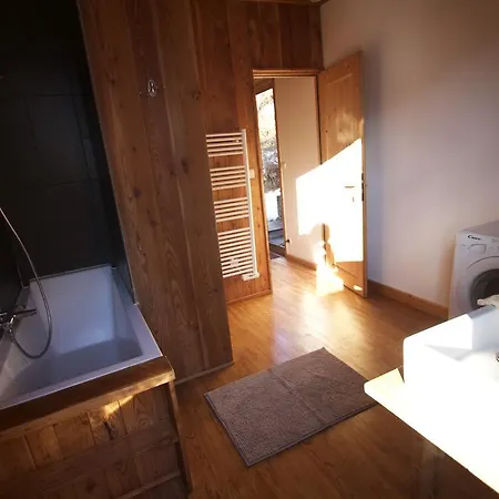 Chalet Les Merisiers Face Au Mont Blanc Domek alpejski *