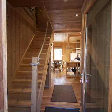 Chalet Les Merisiers Face Au Mont Blanc Domek alpejski